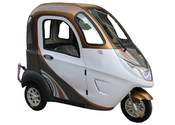 Wheelbase 1400mm Enclosed Electric Trike , Handle Steering Three Wheel Passenger Bike