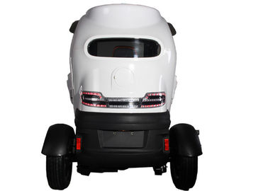 Three Wheels Enclosed Electric Tricycle 1500W Motor Aluminium Adjustable Seat