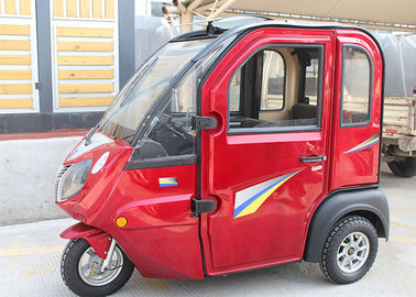 3 Seats Enclosed Electric Tricycle 1000 W Easy Operation For Adult Optional Color