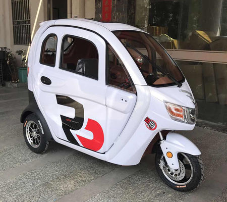 Brushless Motor Electric Passenger Tricycle 1200W 1500W Enclosed Electric Tricycle